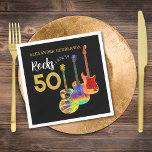 Serviette En Papier 50th Birthday Guitar Rocks 50 Nom<br><div class="desc">Nom personnalisé en or typographie moderne Rocks 50 guitares psychédéliques amusantes et musique 50e anniversaire serviettes de fête avec trois cool coloré aquarelle guitare électrique, guitare acoustique et guitare semi acoustique sur arrière - plan noir. Facile d'utiliser le modèle pour customiser l'âge et le nom en créant la coupe parfaite...</div>