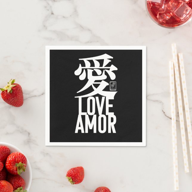 Serviette En Papier Amour. Amor. 愛. (En situation)