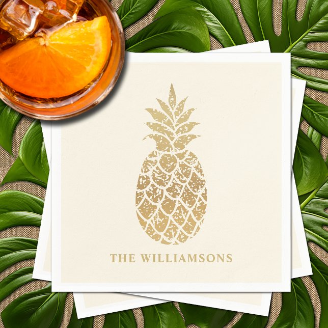 Serviette En Papier Ananas d'or Tropical (Gold pineapple tropical napkins personalized with your last name)
