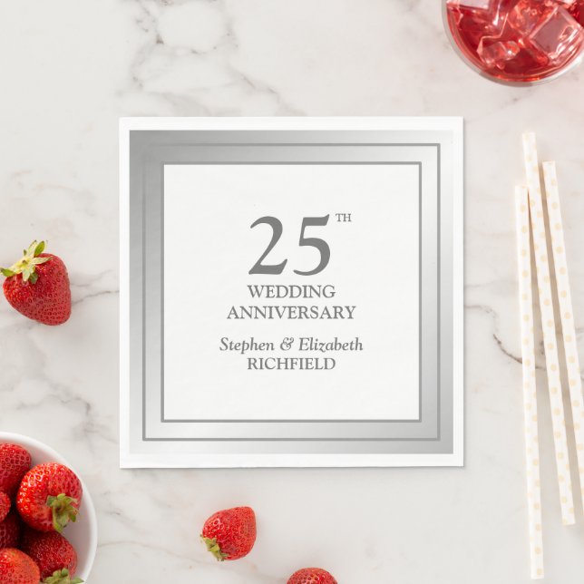 Serviette En Papier Argent Frame 25e anniversaire Mariage (En situation)