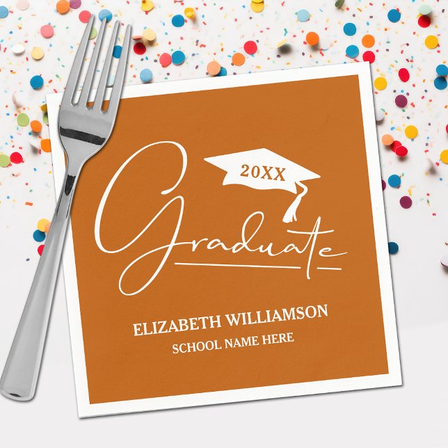Serviette En Papier Bac blanc de graduation Burnt Orange (Your name, class year and "Graduate" in a cool script on burnt orange school color party napkins)