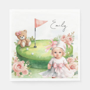 Serviette En Papier Bébé fille de golf sur le green de pratique