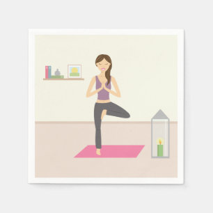 Serviette En Papier Belle femme faisant du yoga dans une pièce décorée