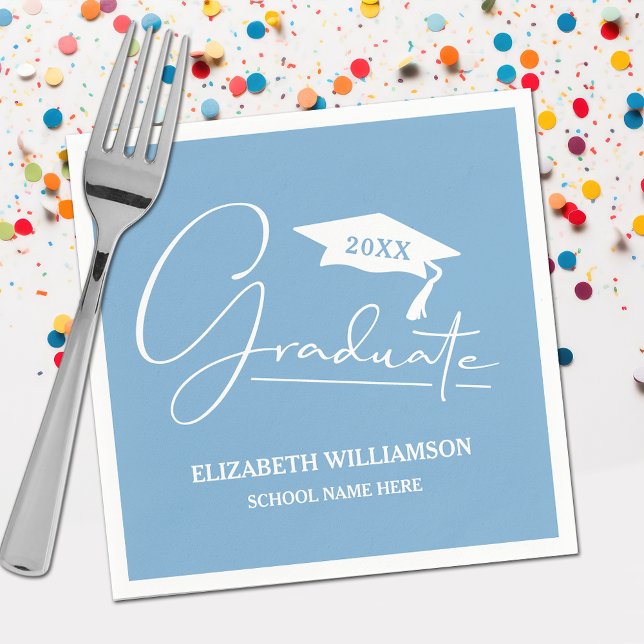 Serviette En Papier Bleu blanc de la poutre de graduation de script (Your name, class year and "Graduate" in a cool script on powder blue school color party napkins)