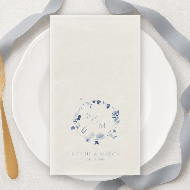 Serviette En Papier Bleu Poussiéreux Monogramme Floral de la Fine Art  (Créateur téléchargé)