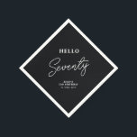 Serviette En Papier Bonjour soixante-dix | Black moderne 70th Birthday<br><div class="desc">Cette serviette en papier personnalisée ajoutera des détails élégants à votre célébration du 70e anniversaire. Ce design comprend la typographie moderne "Hello Seventy" avec du texte personnalisé. Des invitations et des fournitures de fête correspondants sont disponibles dans ma boutique BaraBomDesign.</div>