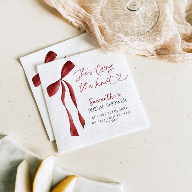 Serviette En Papier Burgundy Bow Elle Tying The Knot Fête des mariées (Créateur téléchargé)