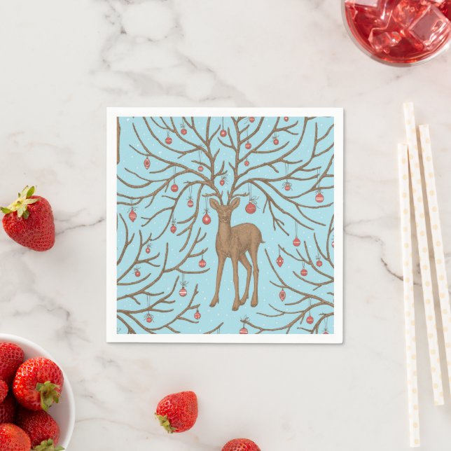 Serviette En Papier Cerf de Noël sur fond bleu (En situation)