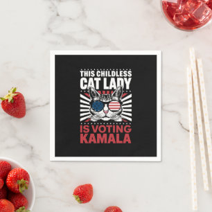 Serviette En Papier Cette dame au chat sans enfant vote Kamala 2024
