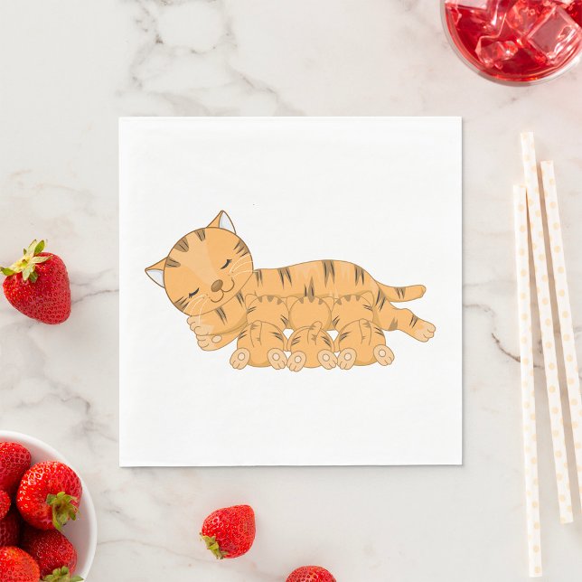 Serviette En Papier Chat endormi avec des chatons tétant (Créateur téléchargé)