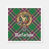 Clan MacFarlane Crest sur Tartan de chasse moderne