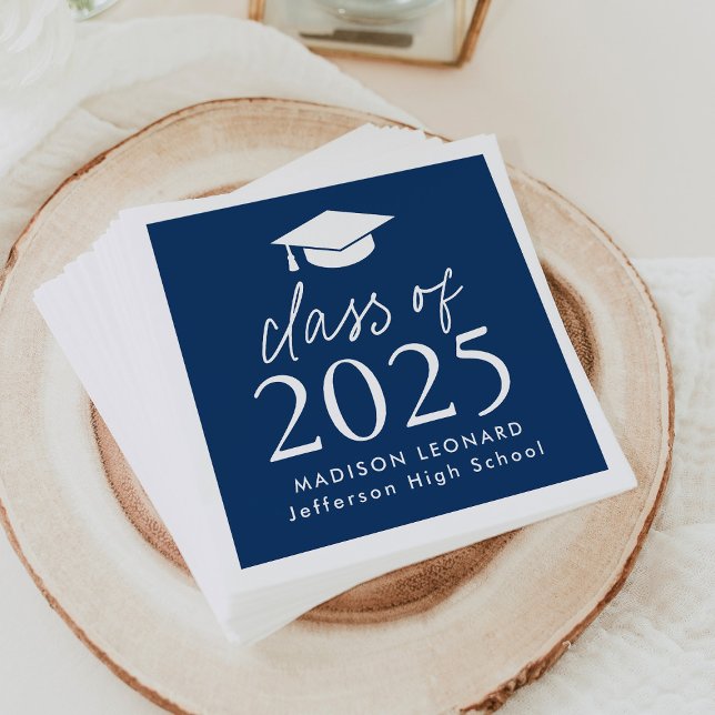 Serviette En Papier Classe moderne de 2025 Script Navy Blue Graduation (Créateur téléchargé)