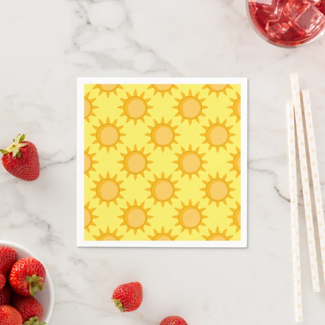 Serviette En Papier Conception de motif de soleil ensoleillé sur jaune (En situation)