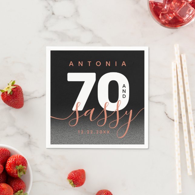 Serviette En Papier Copper Girly 70 et Sassy (En situation)