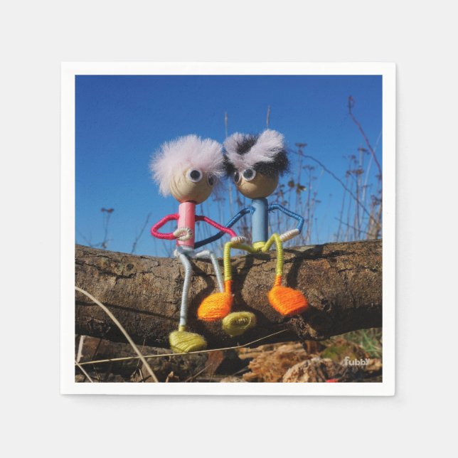 Serviette En Papier Couple Fubby qui s'assoient amoureusement de maniè (Devant)