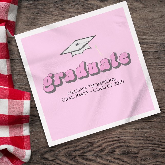 Serviette En Papier Déjeuner personnalisé Pink Retro Graduation Party (Pink Graduation retro style luncheon napkin.)