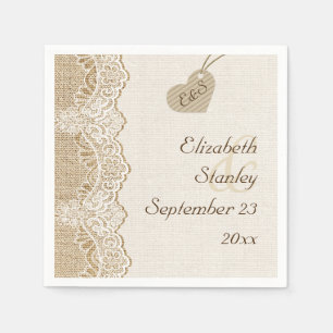 Serviette En Papier Dentelle blanche et coeur sur burlap mariage rusti