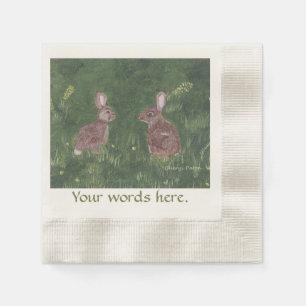 Serviette En Papier Deux lapins de lapin heureux dans les serviettes d