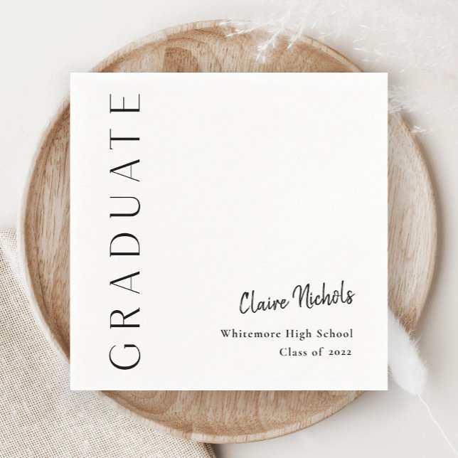 Serviette En Papier Diplôme de typographie verticale moderne (Modern Typography Black and White Script Name Graduation Party Napkins.)