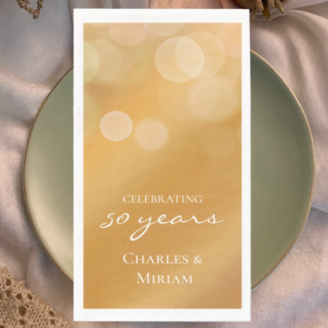 Serviette En Papier Doré 50ème Mariage Anniversaire de la fête des ser (Add some golden glow to your 50th wedding anniversary party table with personalized paper napkins.
)
