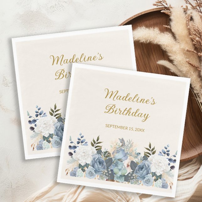 Serviette En Papier Dusty Bleu Blanc Floral Or Joyeux Anniversaire Nom (Dusty blue watercolor floral birthday party napkins customized with your name and date of party)