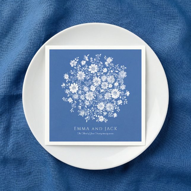 Serviette En Papier Dusty Blue Floral Bouquet Wedding names and date (Dusty Blue Floral Bouquet Wedding names and date Napkins)