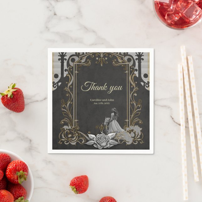 Serviette En Papier Elégance en argent et noir. (En situation)