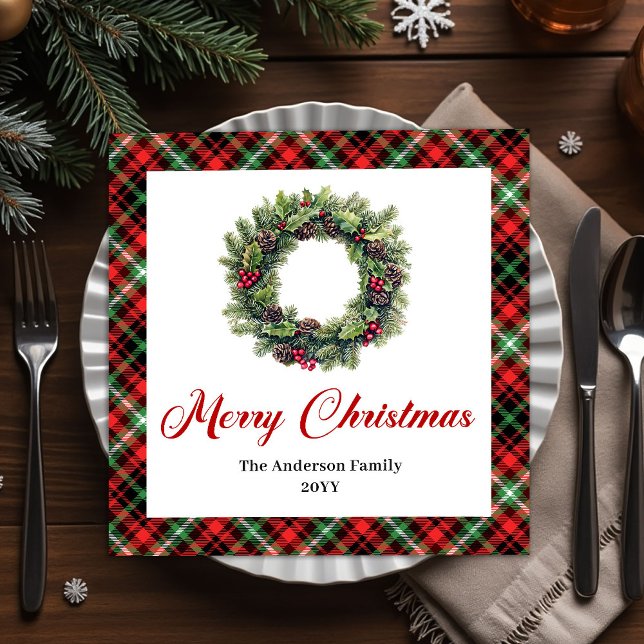 Serviette En Papier Elegant Christmas Wreath Red Green Plaid Napkins (Elegant Christmas wreath napkins with red green plaid, customizable name.)