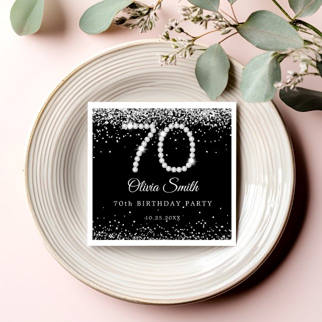 Serviette En Papier Elégant Diamants d'argent 70e fête d'anniversaire (Diamonds 70th Birthday Party Napkin)