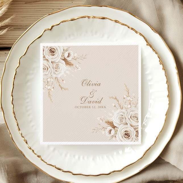 Serviette En Papier Elegant Ivory Rose Wedding Napkin (Elegant Ivory Rose Wedding Napkin on an elegant gold and white wedding porcelain plate)
