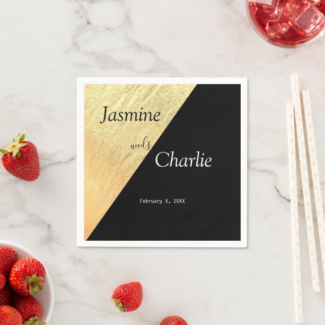 Serviette En Papier Élégant Mariage moderne Black & Gold Foil (En situation)