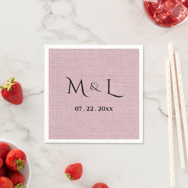 Serviette En Papier Élégant monogramme rose en faux lin  (En situation)