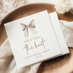 Serviette En Papier Elle est en train de nouer la Fête des mariées de