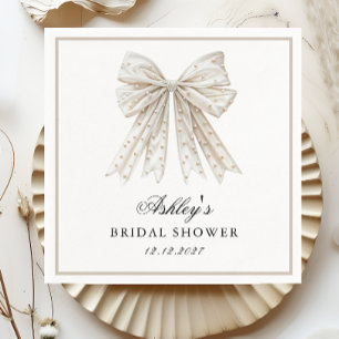 Serviette En Papier Elle est en train de nouer la Fête des mariées des