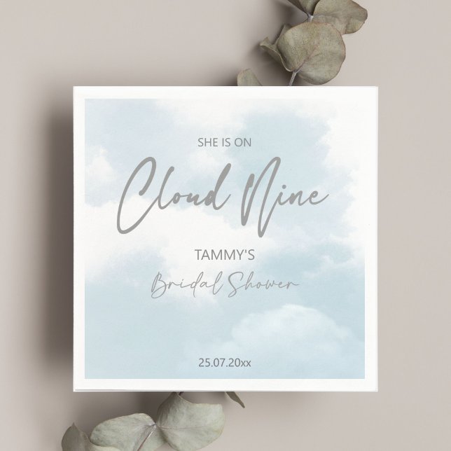 Serviette En Papier Elle est sur un nuage neuf douche de mariée  (She is on cloud nine bridal shower tableware personalized template napkins cloud bridal shower)