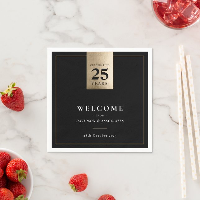 Serviette En Papier ENTREPRISE ANNIVERSAIRE affaires noir blanc or (En situation)