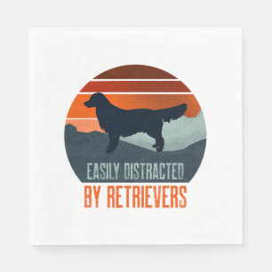 Serviette En Papier Facilement Distrait Par Les Récupérateurs Chien Ma