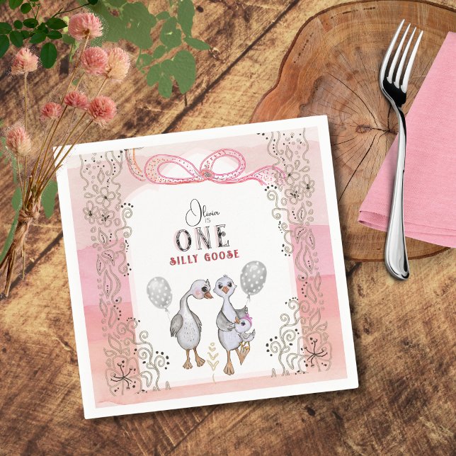 Serviette En Papier Famille d'oies soyeux rose & bow 1er anniversaire (Silly Goose Family Pink & Bow 1st Birthday Napkins)