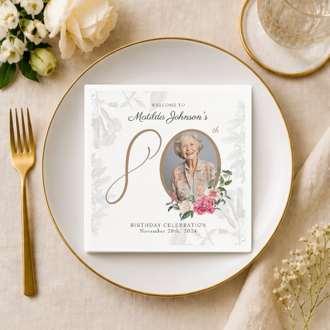 Serviette En Papier Fête d'anniversaire sur mesure de 80 ans, classe e (White Floral Classy Custom 80th Birthday Party Napkins)