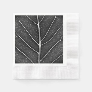 Serviette En Papier Feuille lumineuse noir et blanc en gros plan