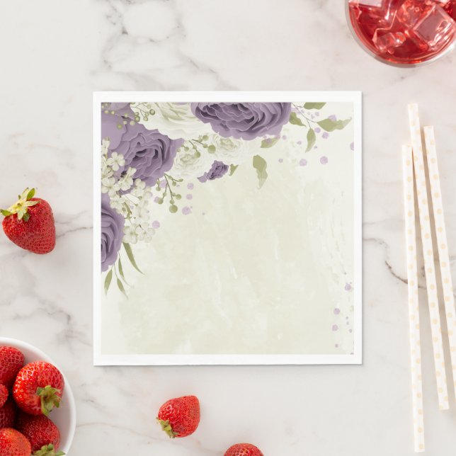 Serviette En Papier fleurs blanches mauve verdure mariage (En situation)