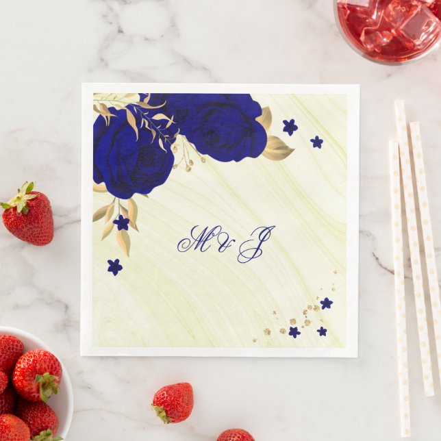Serviette En Papier fleurs bleu royal feuilles dorées marbre  (En situation)
