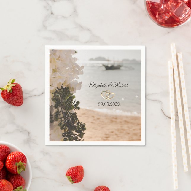 Serviette En Papier Fleurs de bateau à voile Mariage sur la plage (En situation)