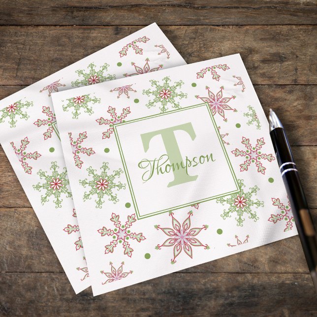 Serviette En Papier Flocon de neige Monogramme de Noël (Merry Christmas whimsical colorful snowflakes paper napkins. )