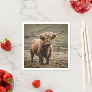 Serviette En Papier **"Furry Majesty : The Woolly Brown Highland Cow"*