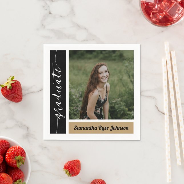Serviette En Papier Gold Modern Block Photo Graduation (En situation)