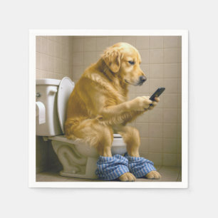 Serviette En Papier Golden Retriever Assis Sur Les Toilettes En Train