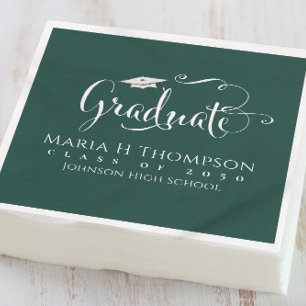 Serviette En Papier Graduation Moderne Mortarboard Script Vert foncé