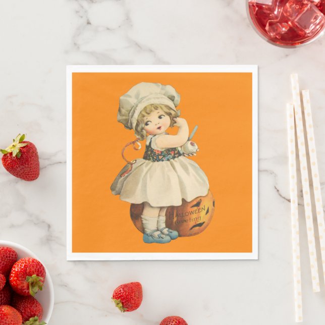 Serviette En Papier Halloween de la pomme de sculpture de fille (En situation)