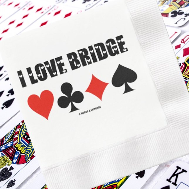 Serviette En Papier I Love Bridge Quatre combinaisons de cartes (Memorable paper napkin for any bridge-themed event. Napkin shows the 4 card suits & "I Love Bridge")